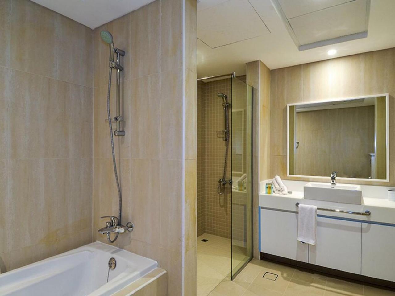 Stunning 5* 4Br-Oceanfront-Apartment Dubaj Zewnętrze zdjęcie