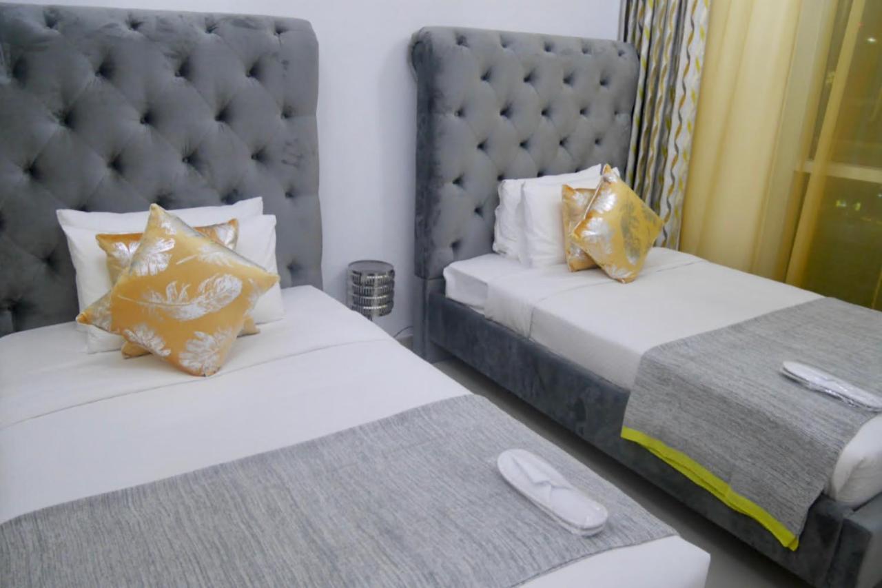 Stunning 5* 4Br-Oceanfront-Apartment Dubaj Zewnętrze zdjęcie